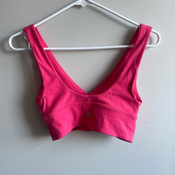 Lululemon V-Neck Bra Lipgloss Size 4🩷 - Picture 3 of 4